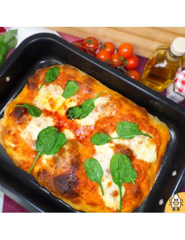 Pizza Crema de Sobrasada y Scamorza...